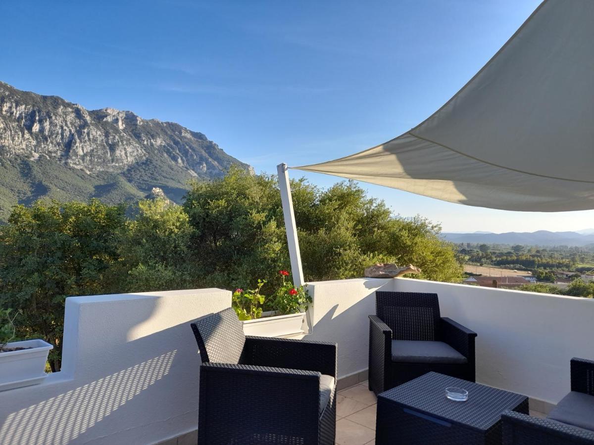 Agriturismo Palas De Serra Country Resort Onifai Kültér fotó