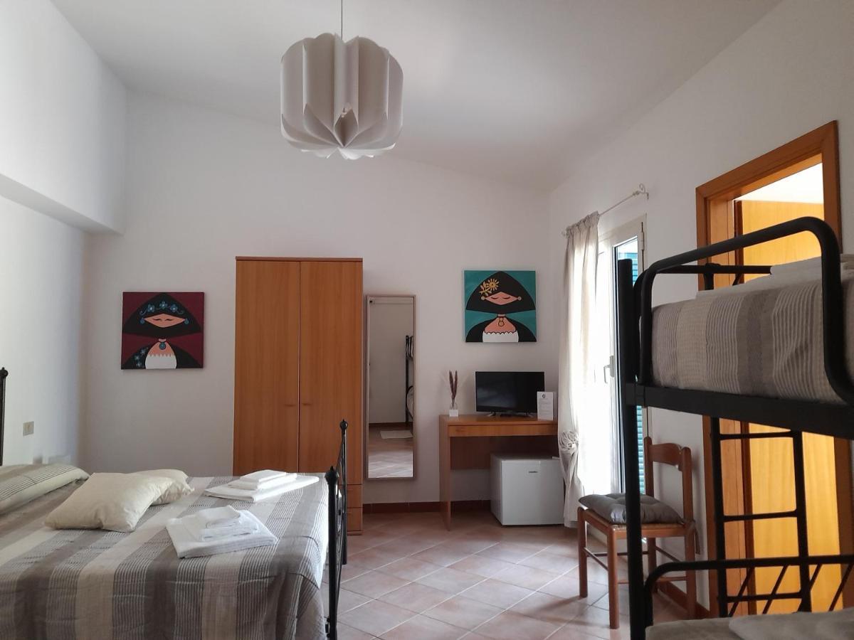 Agriturismo Palas De Serra Country Resort Onifai Kültér fotó