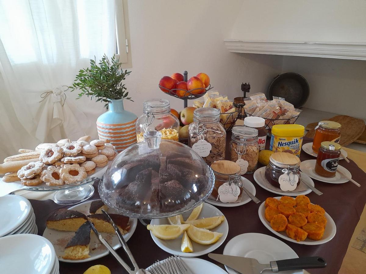 Agriturismo Palas De Serra Country Resort Onifai Kültér fotó