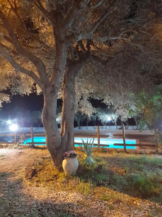Agriturismo Palas De Serra Country Resort Onifai Kültér fotó